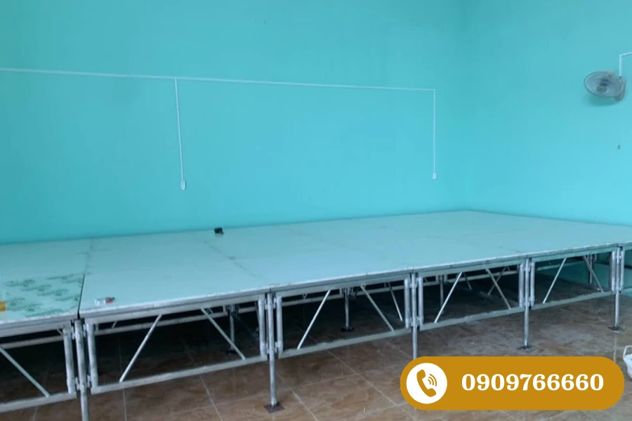 Mua bục sân khấu lắp ghép cố định PT21B02-410 ở đâu uy tín?