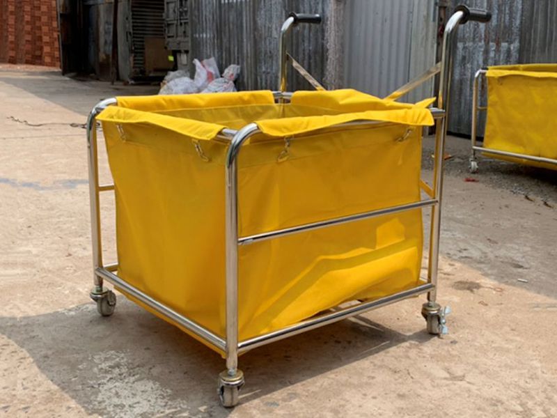 Xe đẩy đồ vải inox