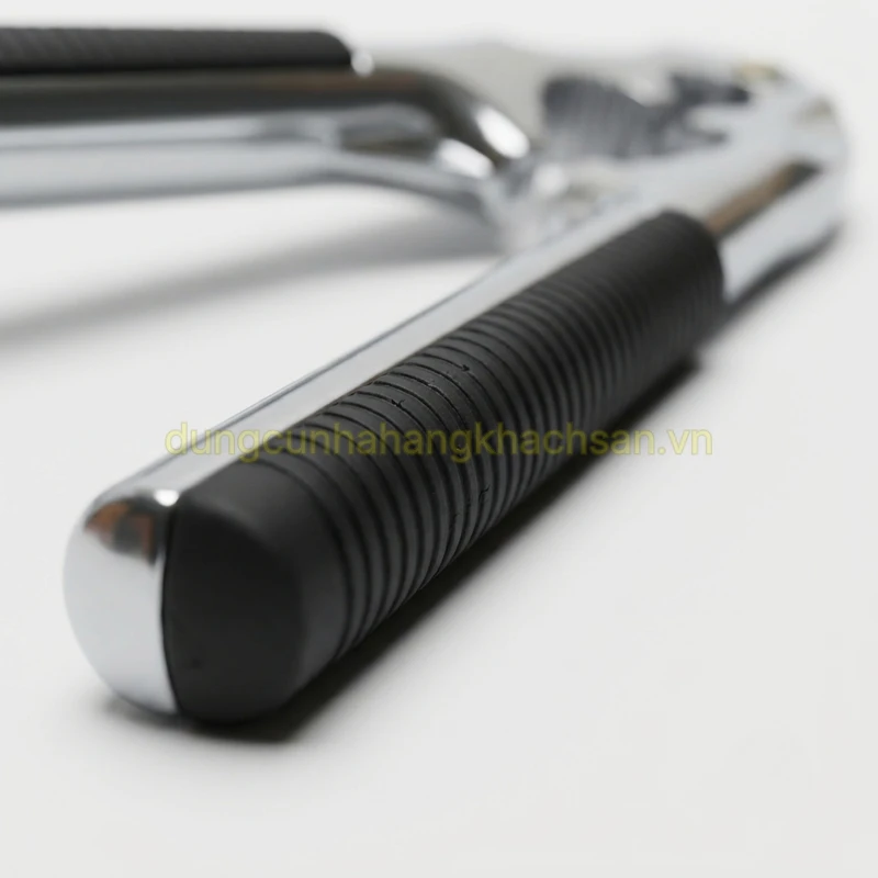 Tay cầm dụng cụ kẹp càng cua BE-NMC001