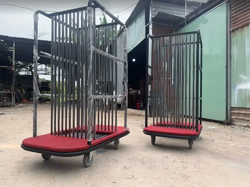 +2 mẫu xe đẩy kính nhà hàng khách sạn được ưa chuộng nhất hiện nay