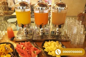 Bình nước ép trái cây buffet là gì?