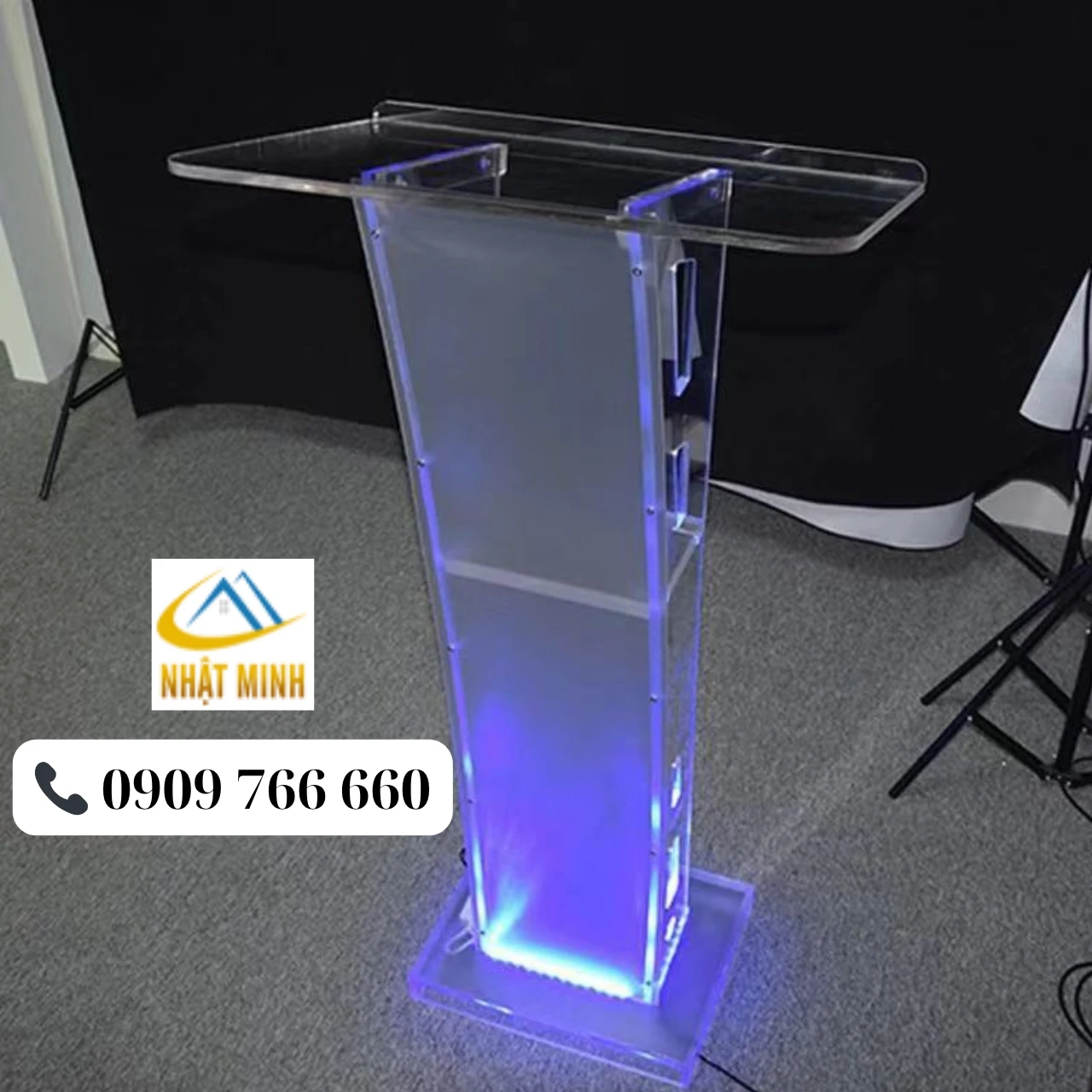 Bục phát biểu bằng mica có đèn led