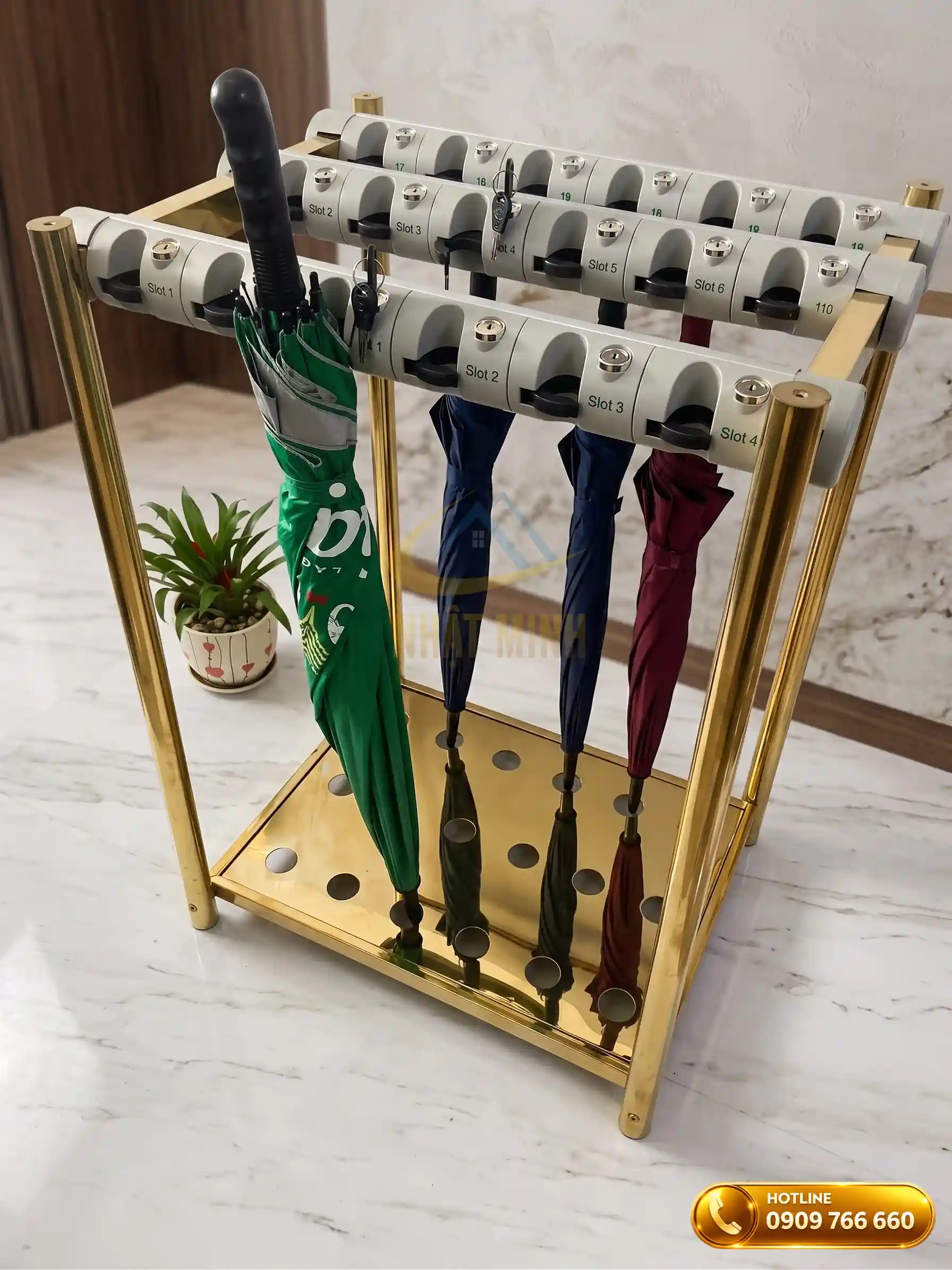 Kệ để ô dù có khóa an toàn