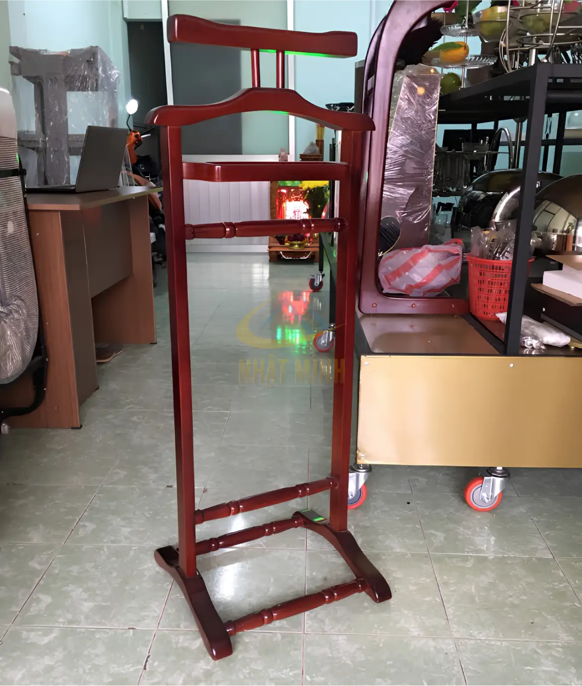 Cây treo áo vest bằng gỗ tự nhiên cao cấp chống mối mọt và cong vênh